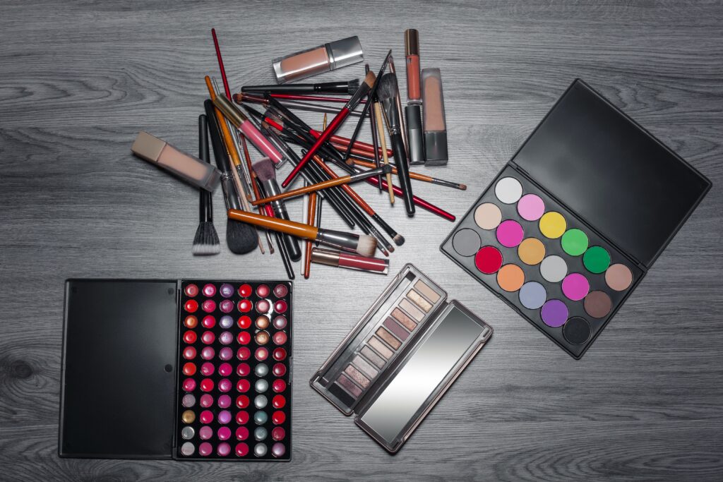 best beauty self care ideas organize your makeup kit