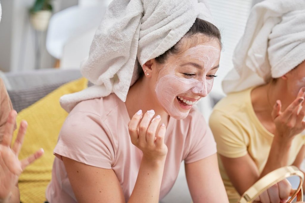 girls using best skin lightening cream